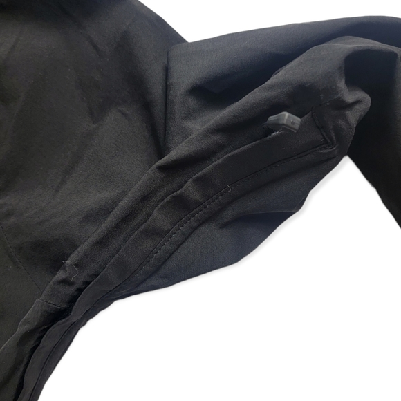 59. The North Face Hyvent 2.5L Full Zip Shell Jacket - Picture 6 of 8